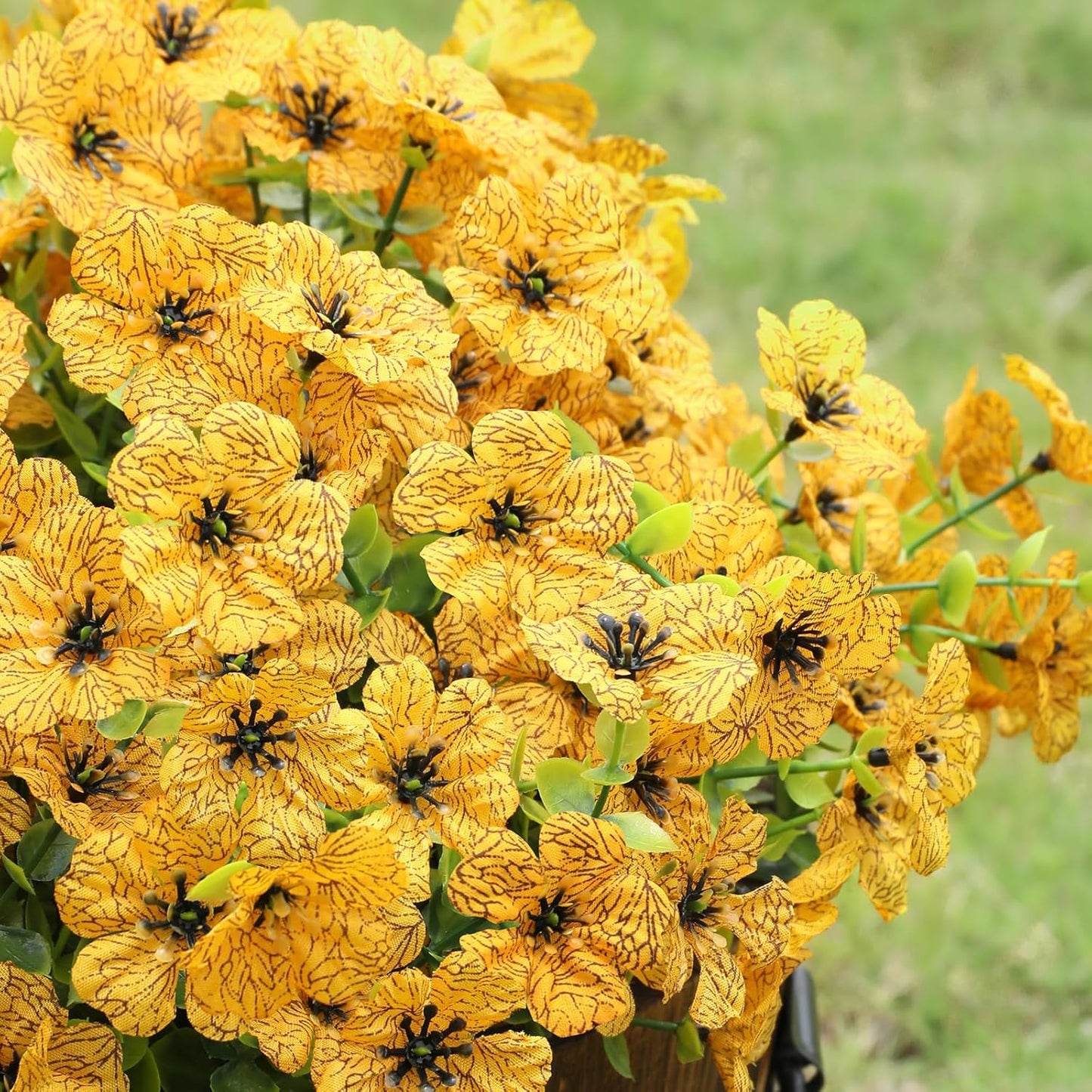 16 Bundles Artificial Mums Fall Flowers for Outdoors