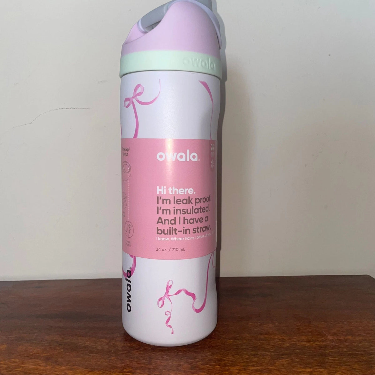 Owala Tied and True 24oz FreeSip Water Bottle – Pink Bows